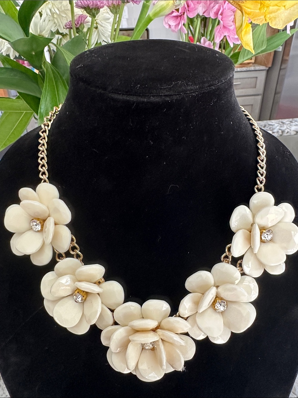 Cream Floral Statement Necklace
